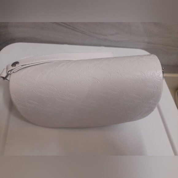 Oakley Empty Soft shell case + Pouch (Ivory/White) - Picture 4 of 11